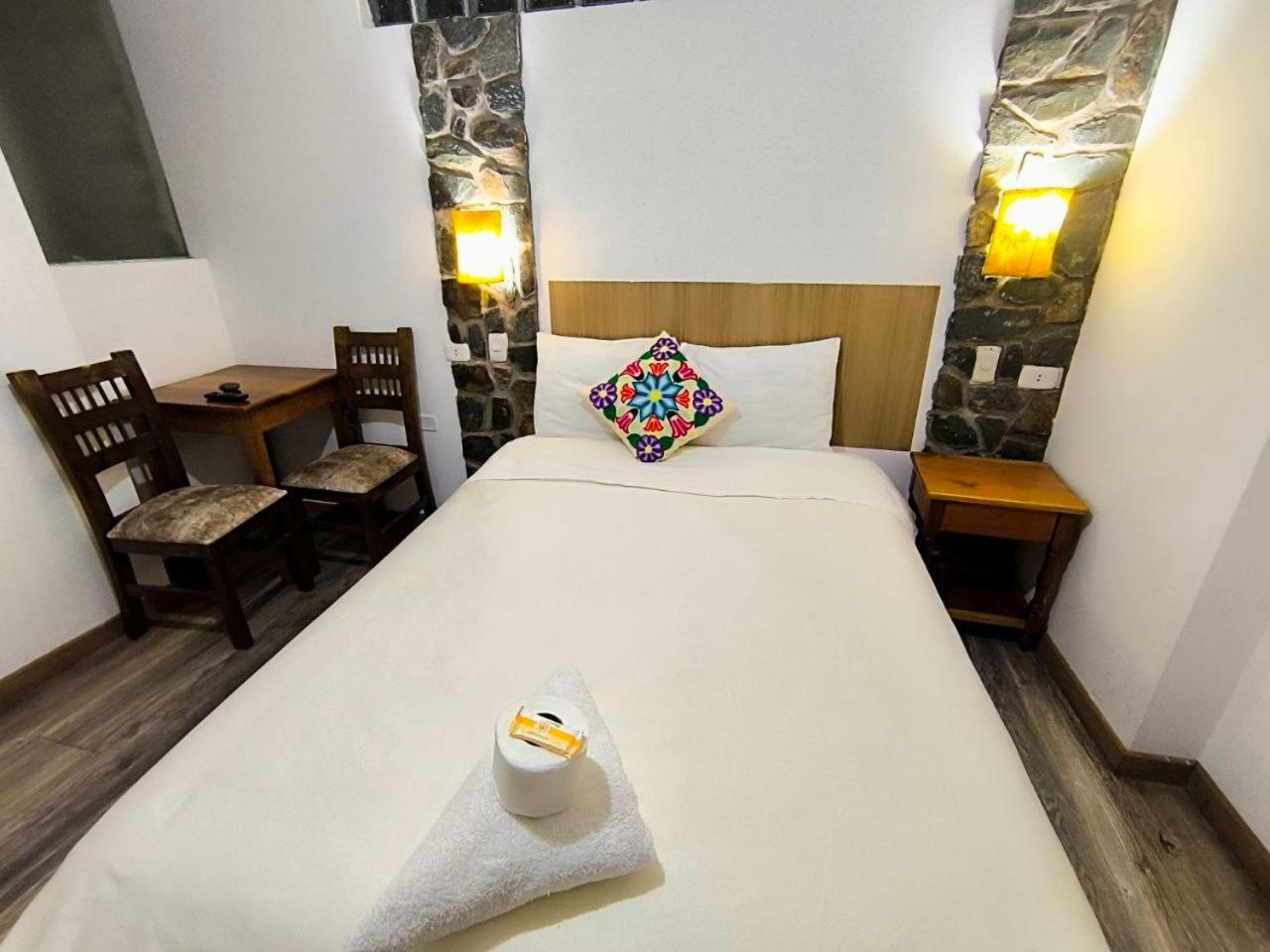 Hostal Balcon De Piedra Urubamba Exterior foto